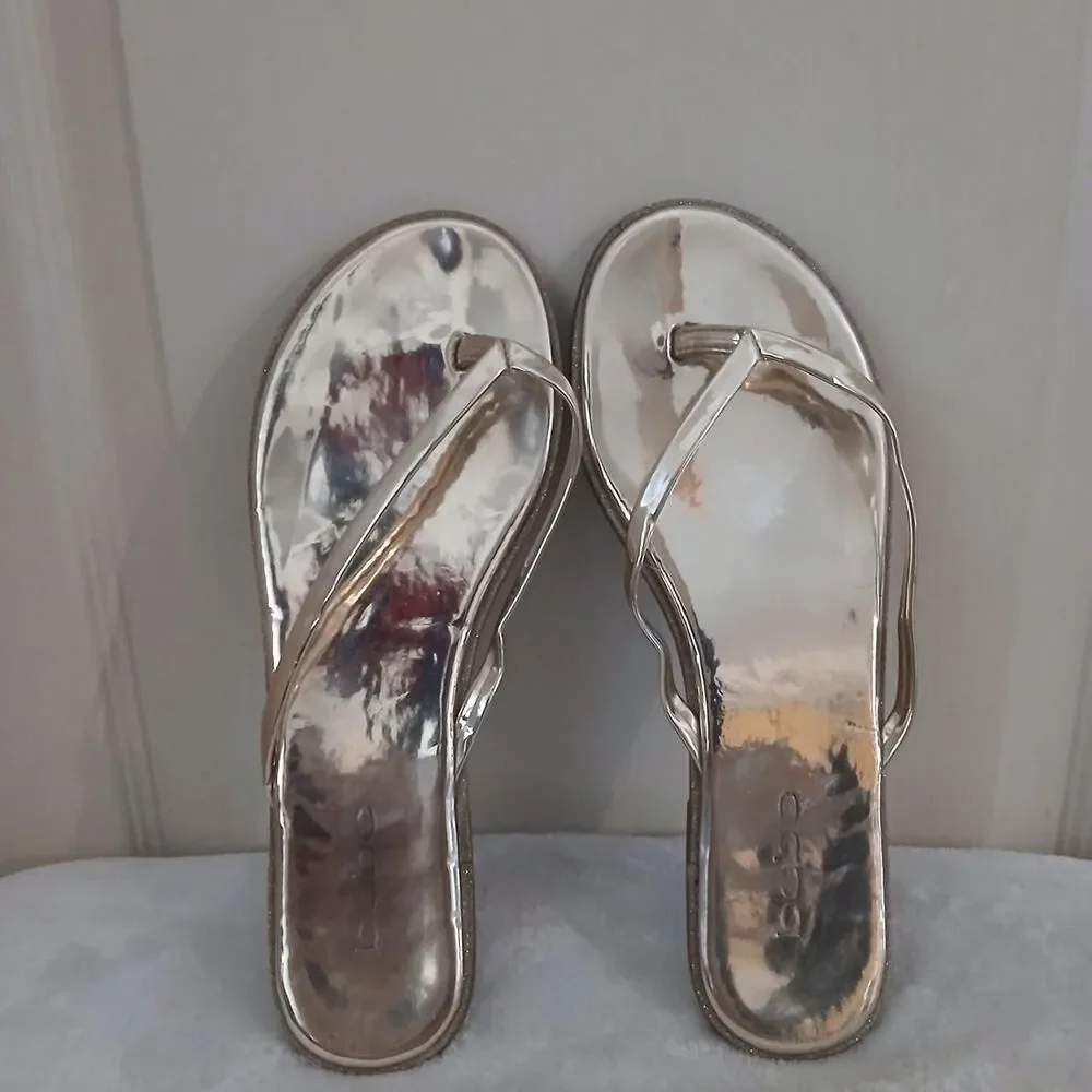 Vintage Y2K Bebe Mcbling Metallic Gold Flip Flops Thong Sandals 8.5 Indie Bratz